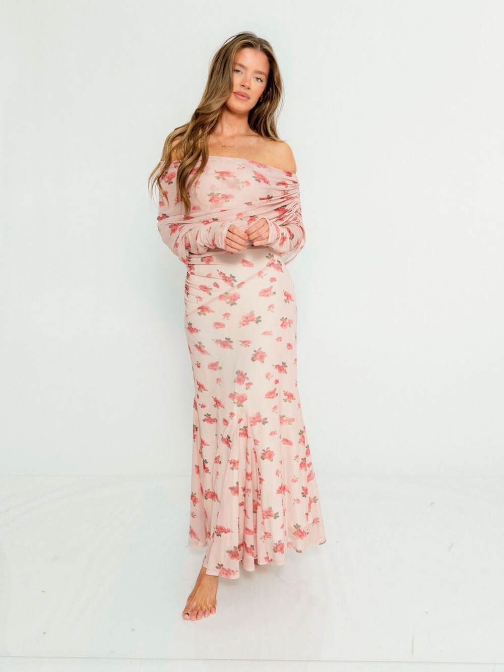Worth Collective Azaleia Off-Shoulder Floral Maxi Dress in Blush Pink